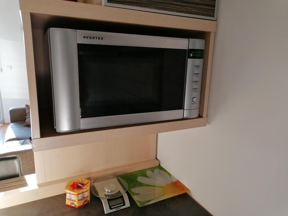 Apartman Breza Kruševac Buitenkant foto