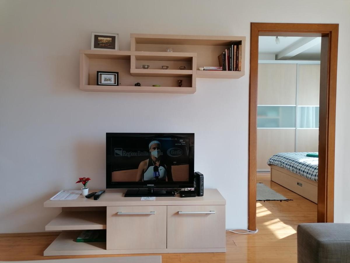 Apartman Breza Kruševac Buitenkant foto